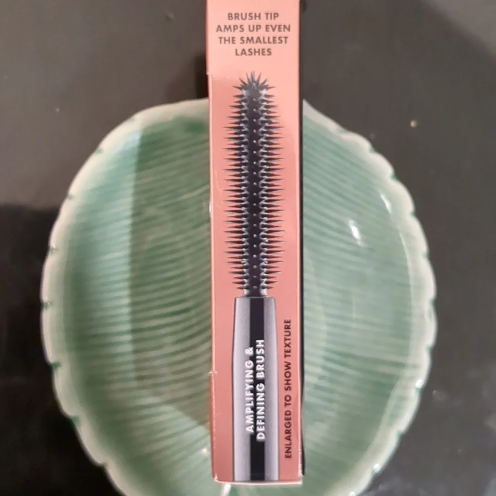 Volumizing Mascara